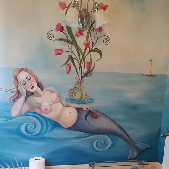 Meet your Posher, Lisa - Picture 3 of 8